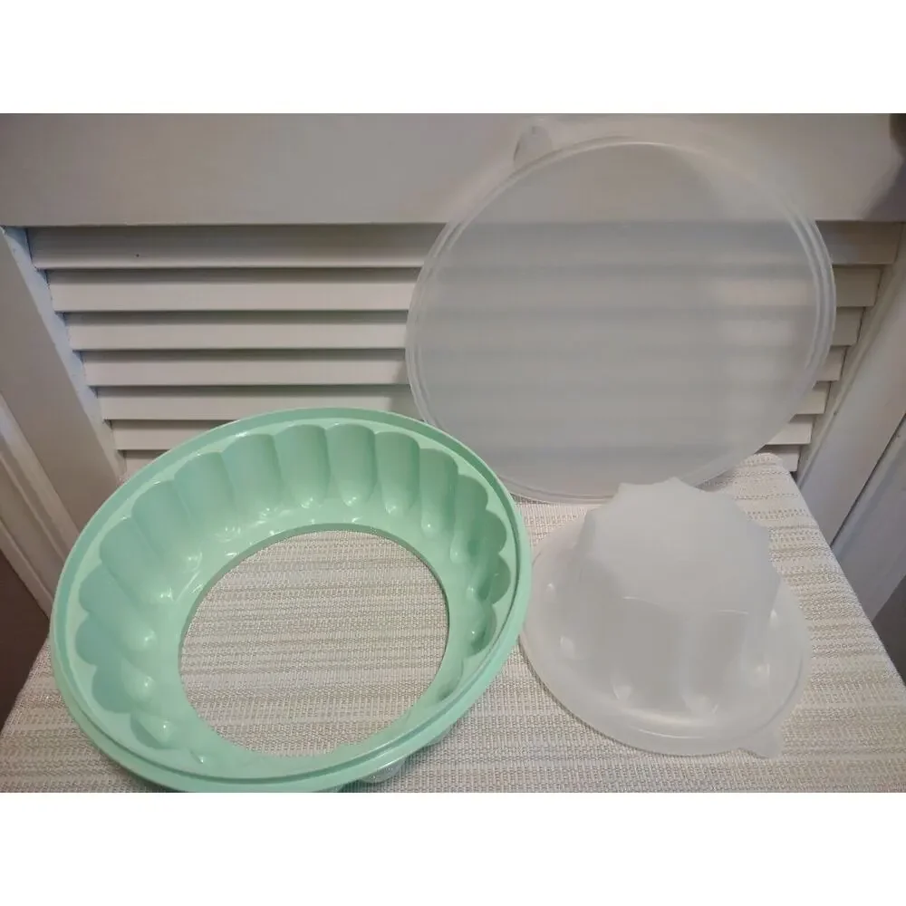Vintage TUPPERWARE 3 Piece Jello Mold Ice Ring Mint Green 1201-2